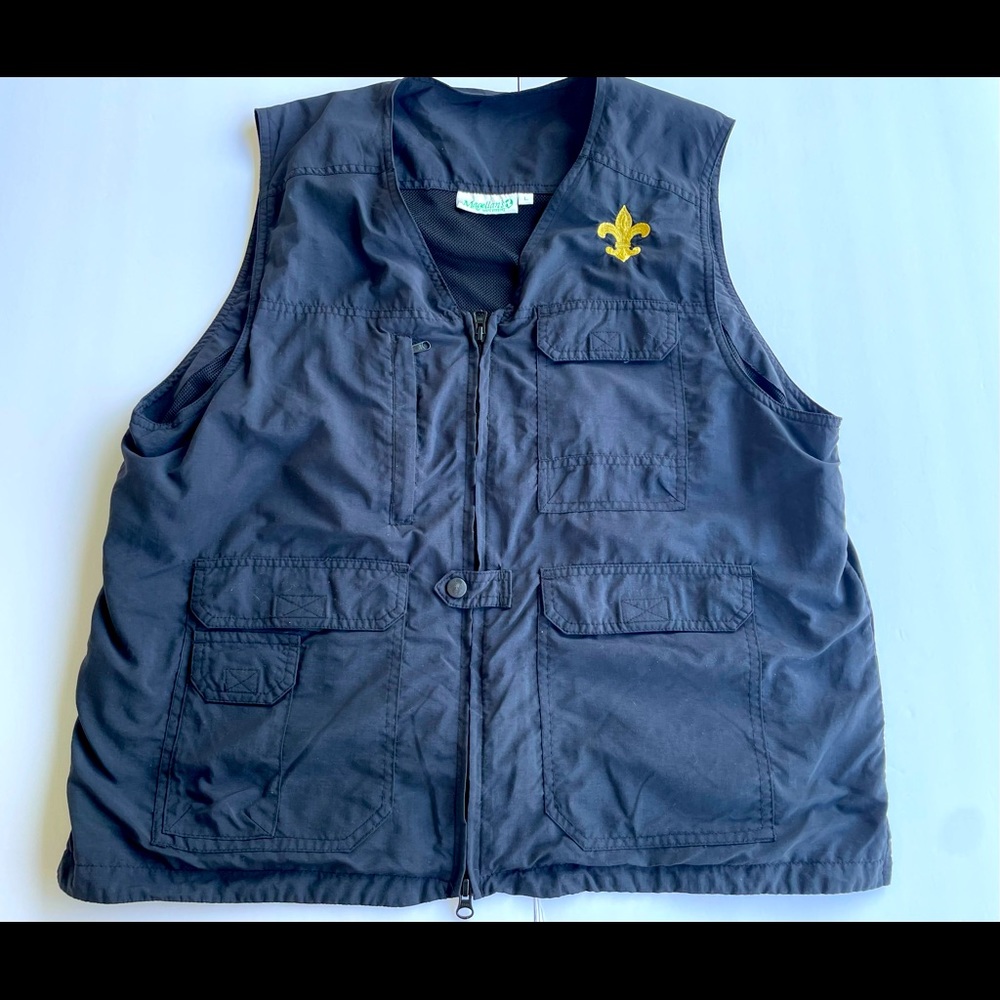 SAINTS! Magellan Santa Barbara. Men’s. Large. Black vest.